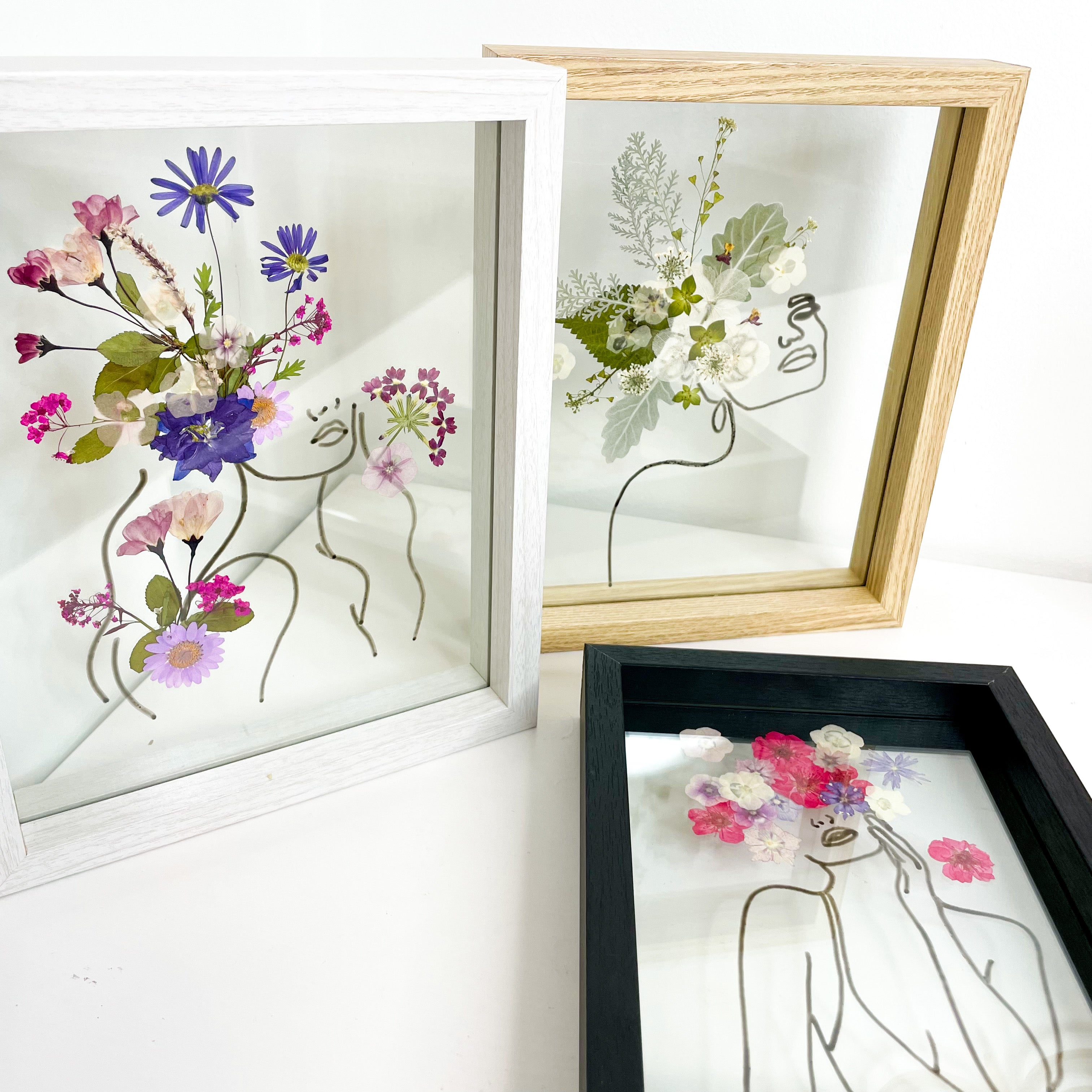 Aphrodite Pressed Flower Frame - Oak