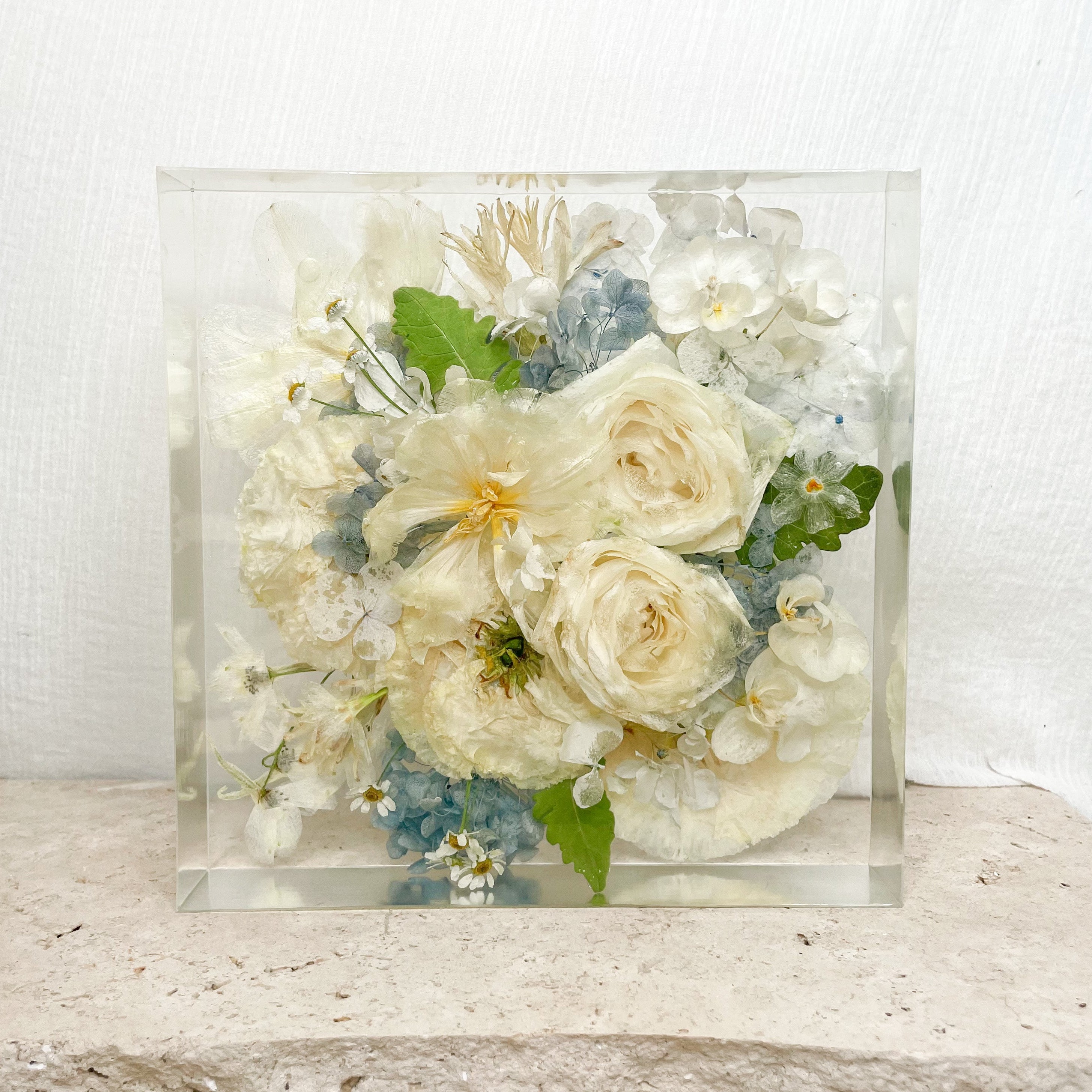 Preserved Flowers Resin Square - Large