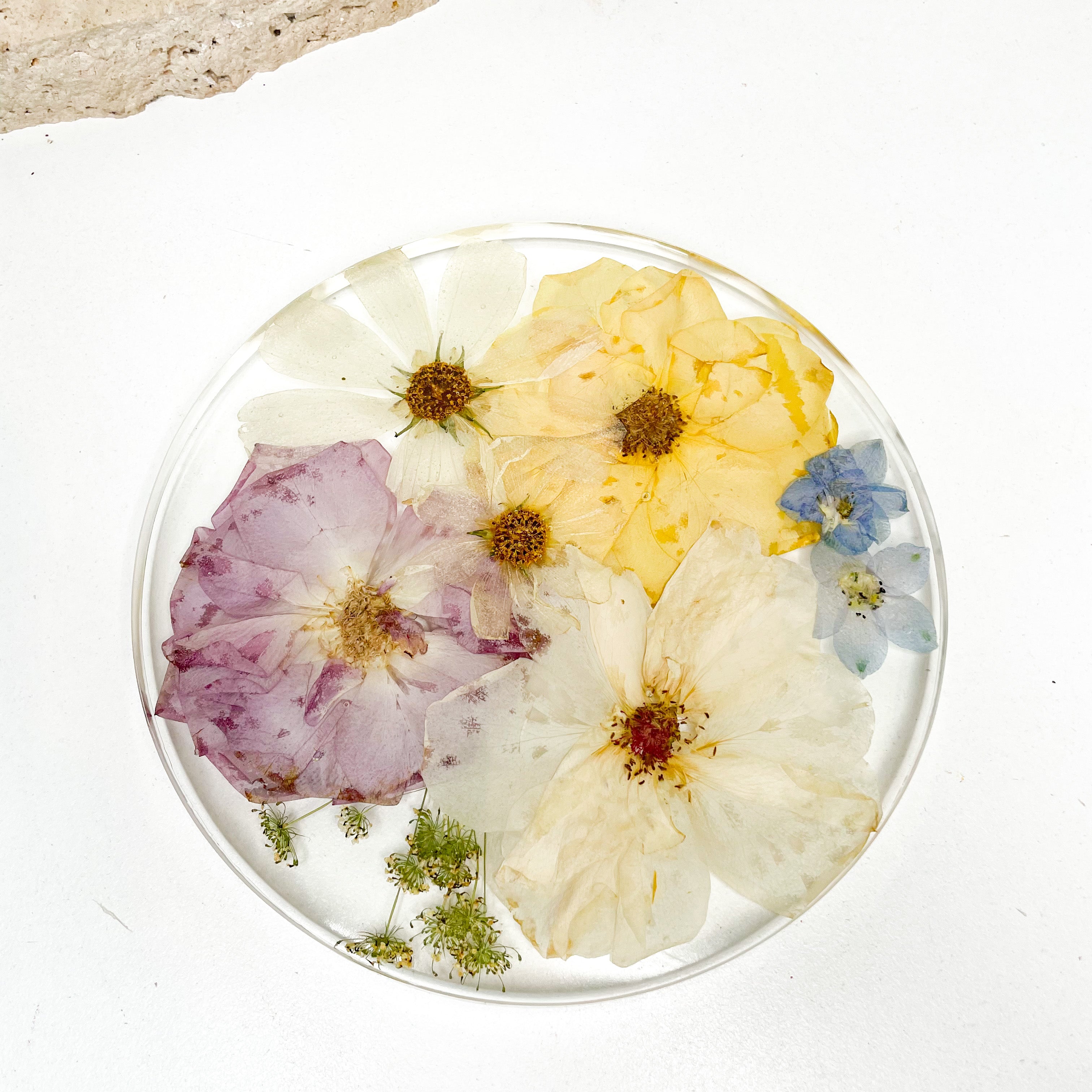 Preserved Flowers Resin Round Tray