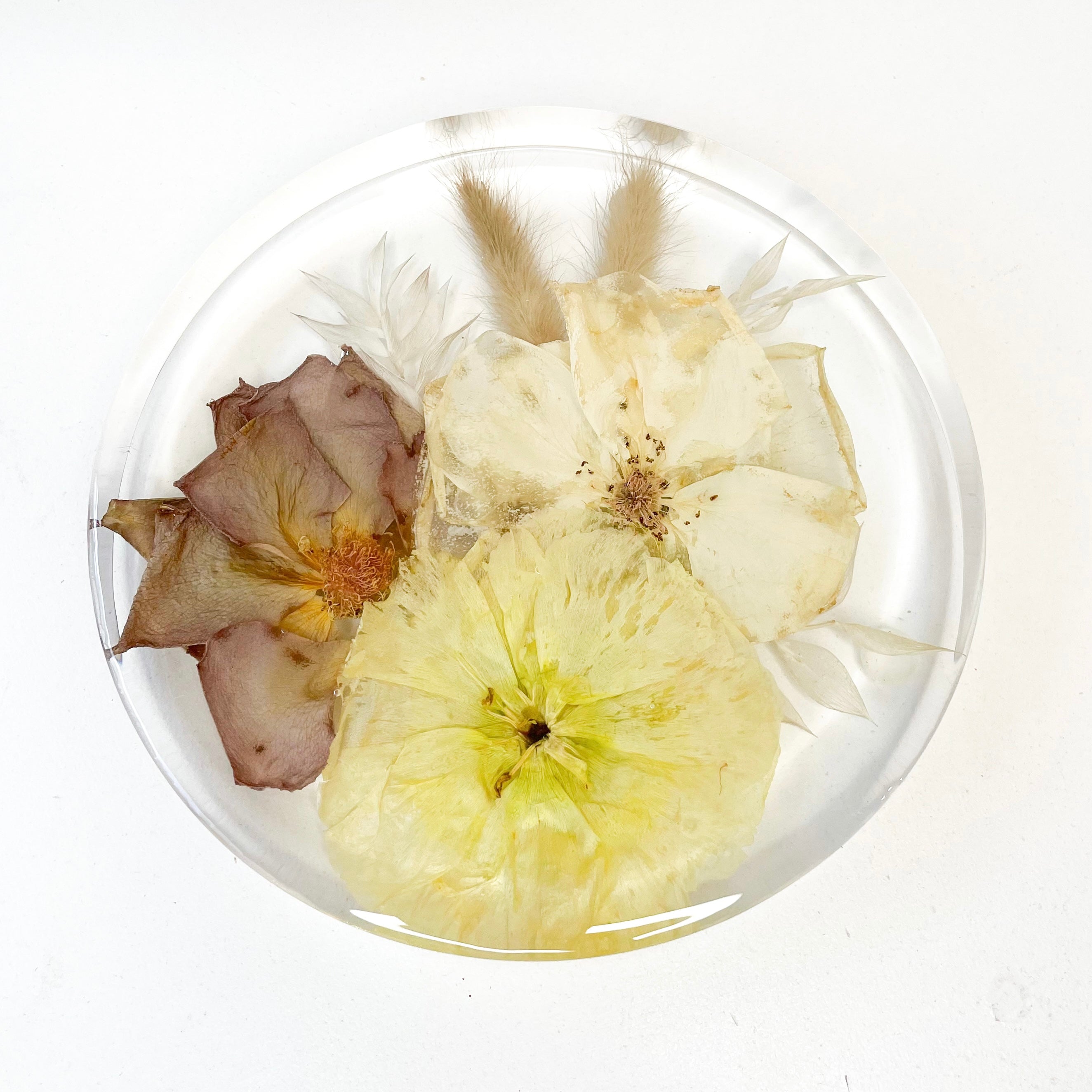 Preserved wedding flower bouquet - resin round circle tray - display stand - dried flowers pressed