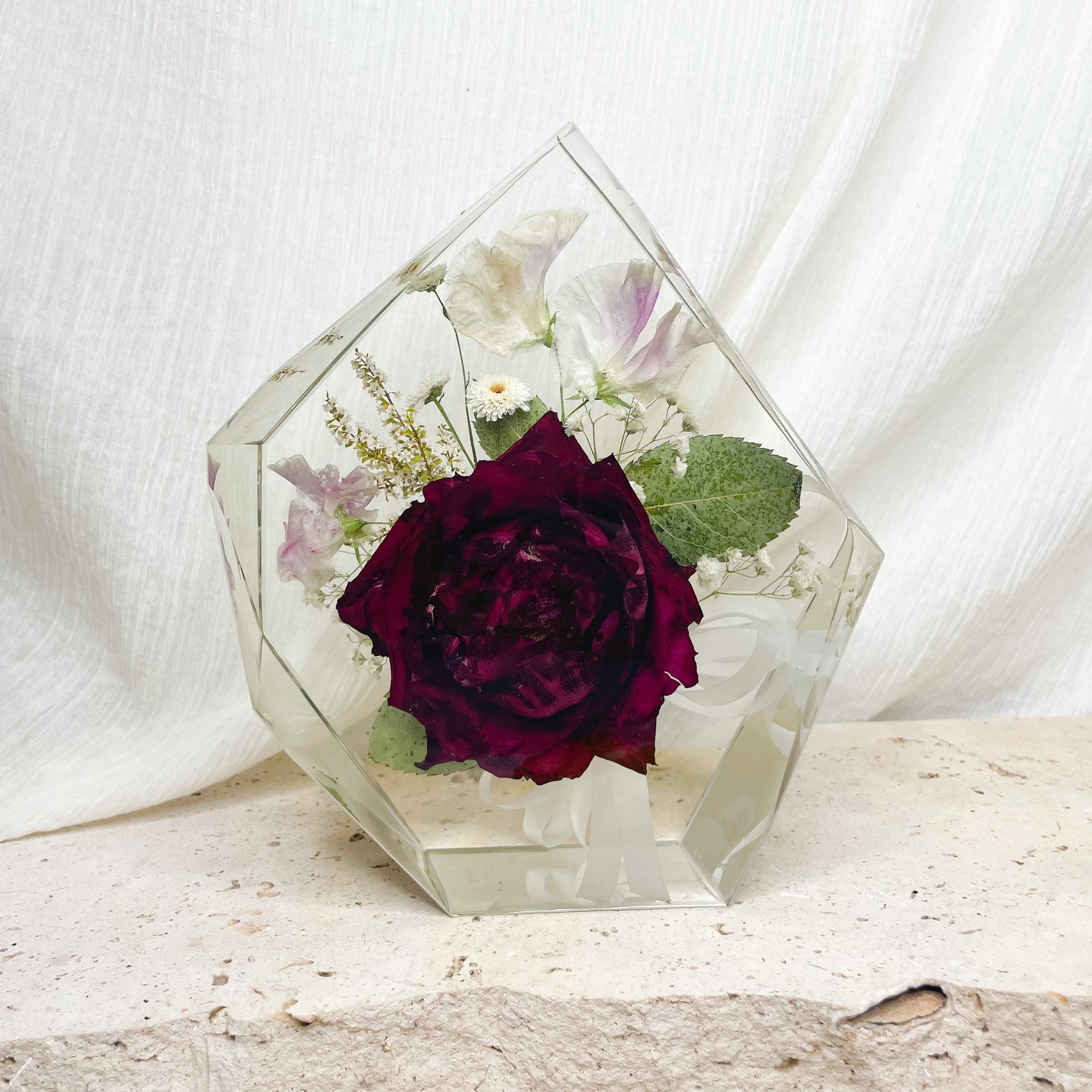 Preserved Flowers Resin Gem Shape