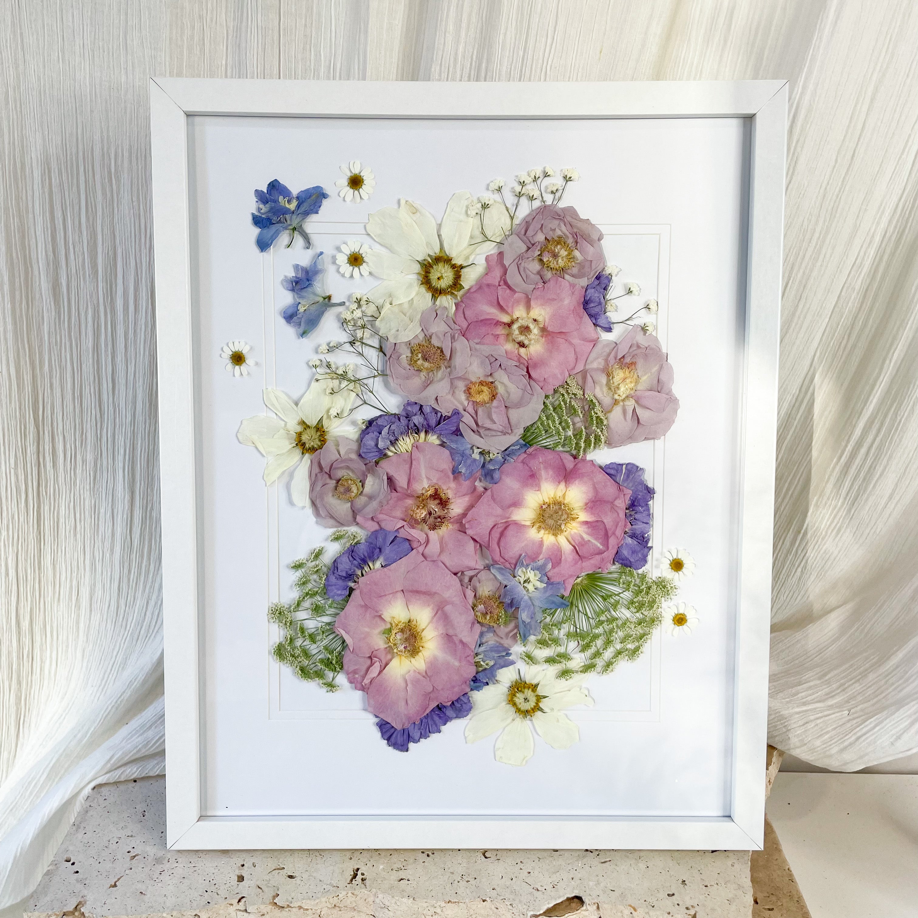 pressed-flower-framing
Preserved wedding bouquet - pressed flowers