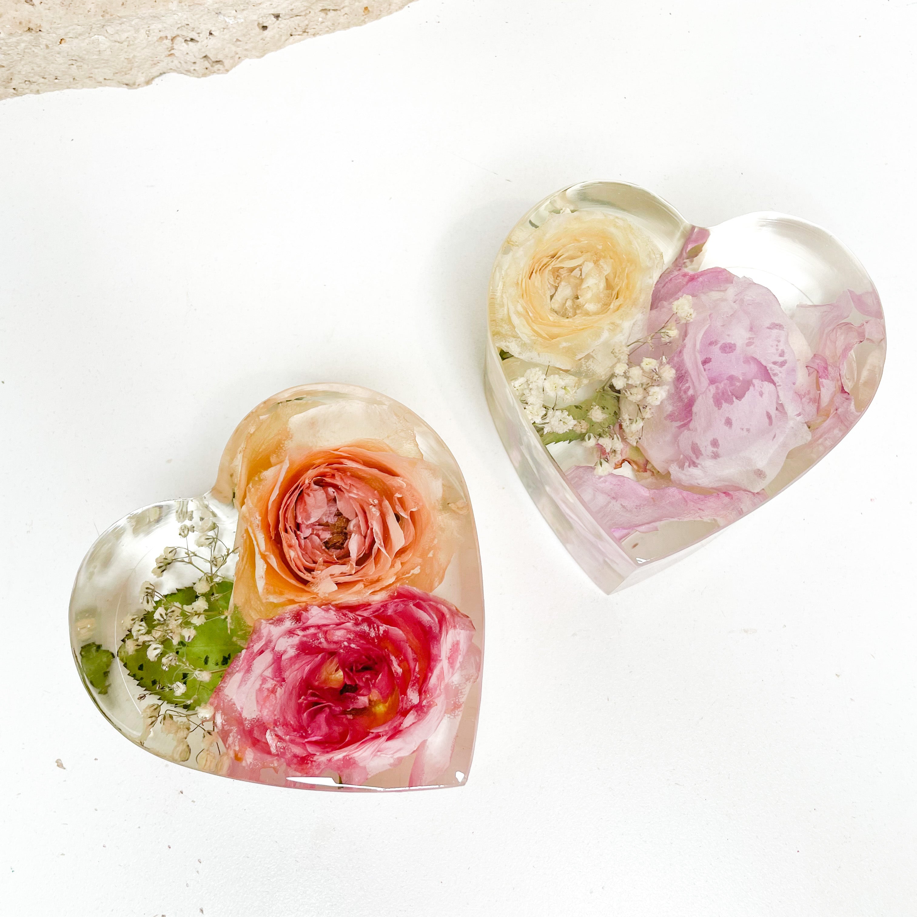 preserved-flowers-resin-medium heart- wedding bouquet - bright flowers pink peach rose peony