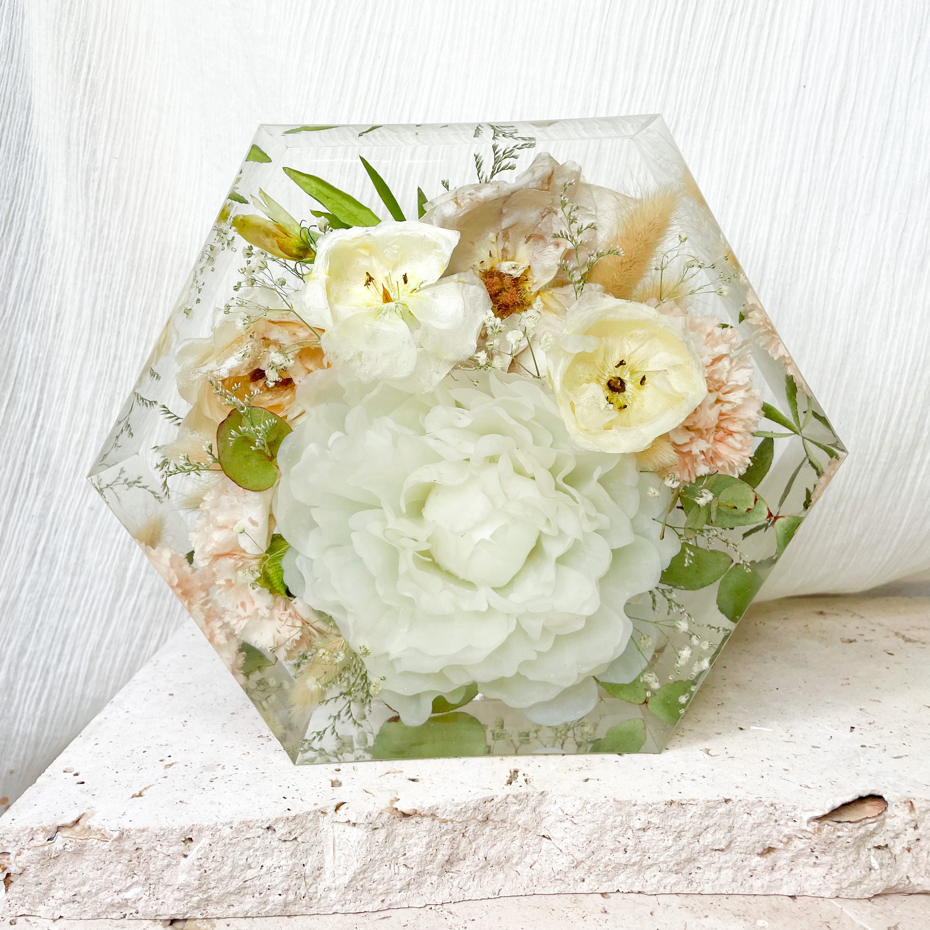 preserved-flowers-x-large-resin-hexagon block - white green peach wedding bouquet