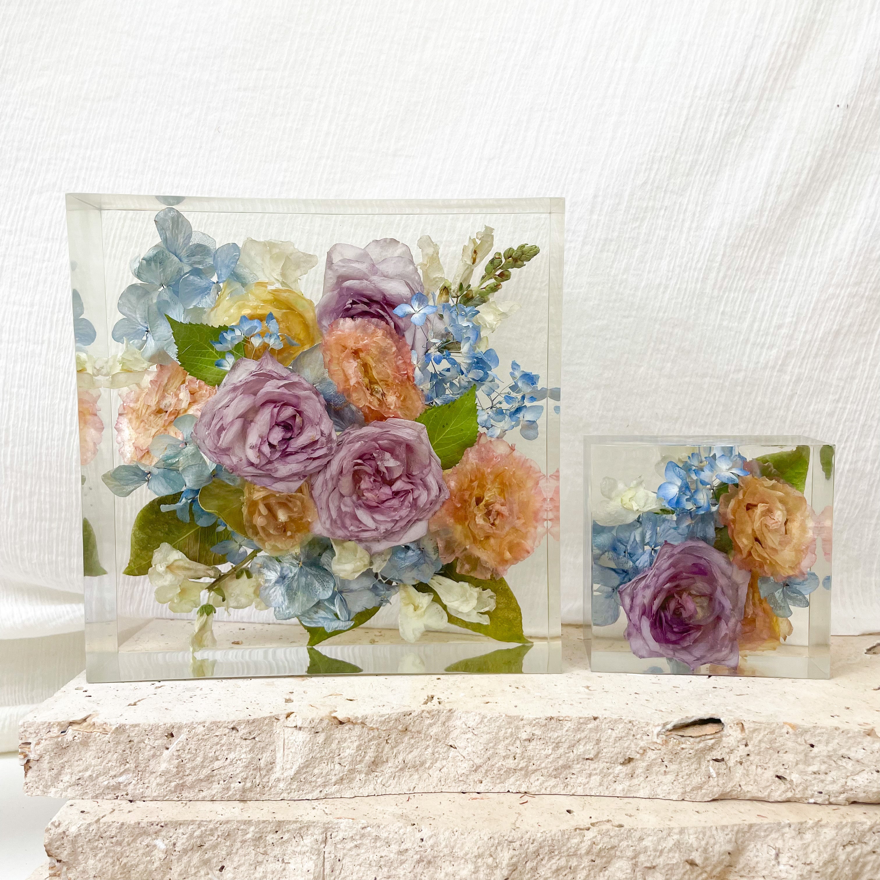 Preserved Flowers Resin Square - Large