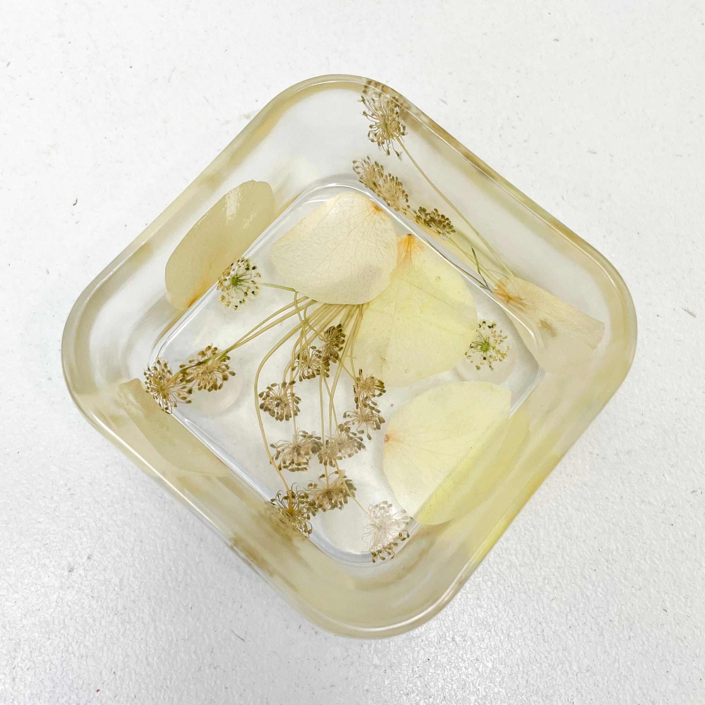 preserved-flowers-resin-heart-bowl- square ring dish - wedding bouquet