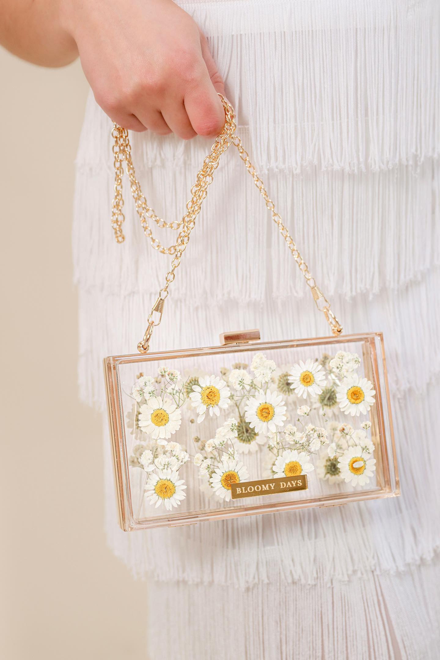 Floral Daisy Clutch