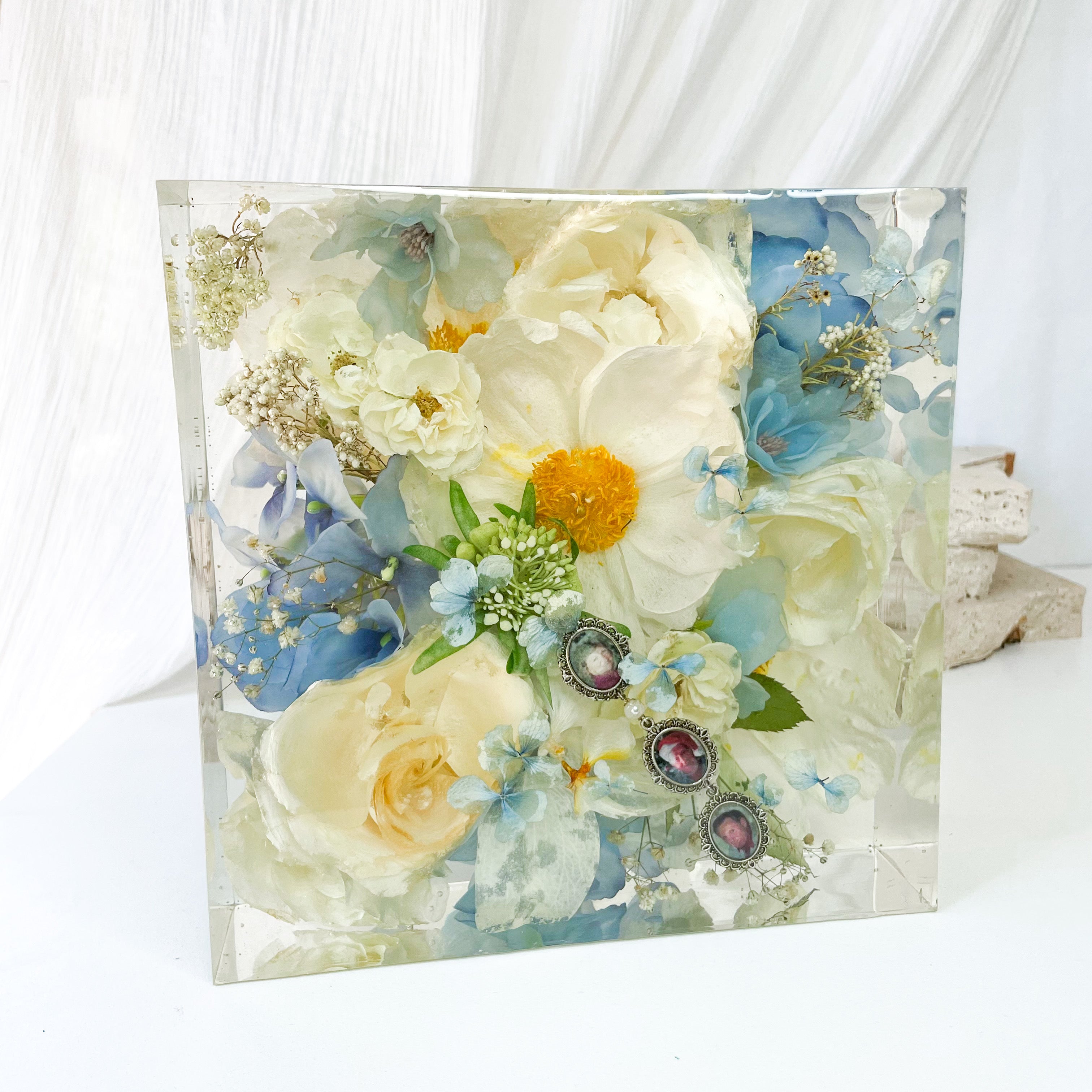 preserved-flowers-resin-square-large - wedding bouquet - resin block - memorial charms - blue white flowers