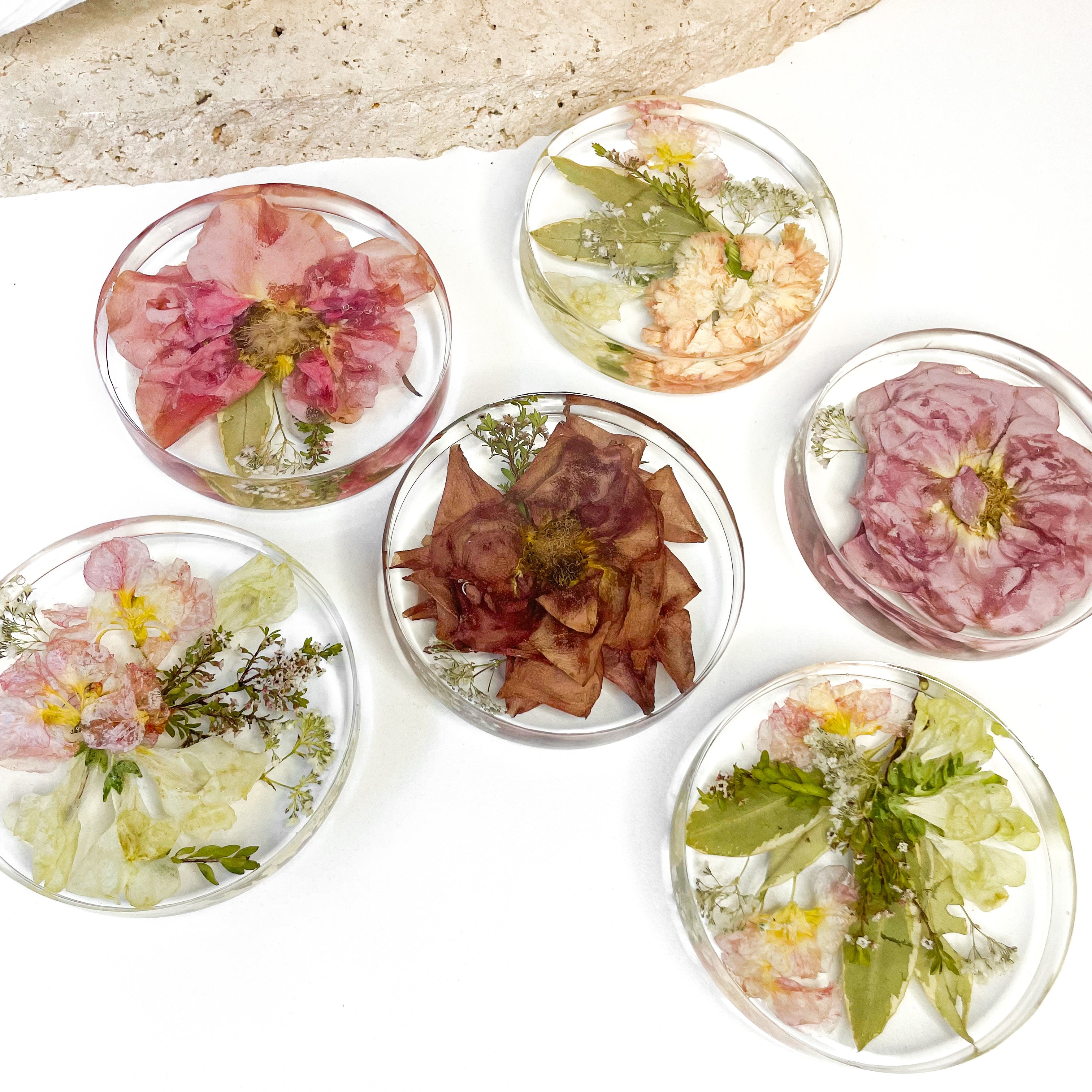 preserved-flowers-round-resin-coaster-set-6 - wedding bouquet - rose