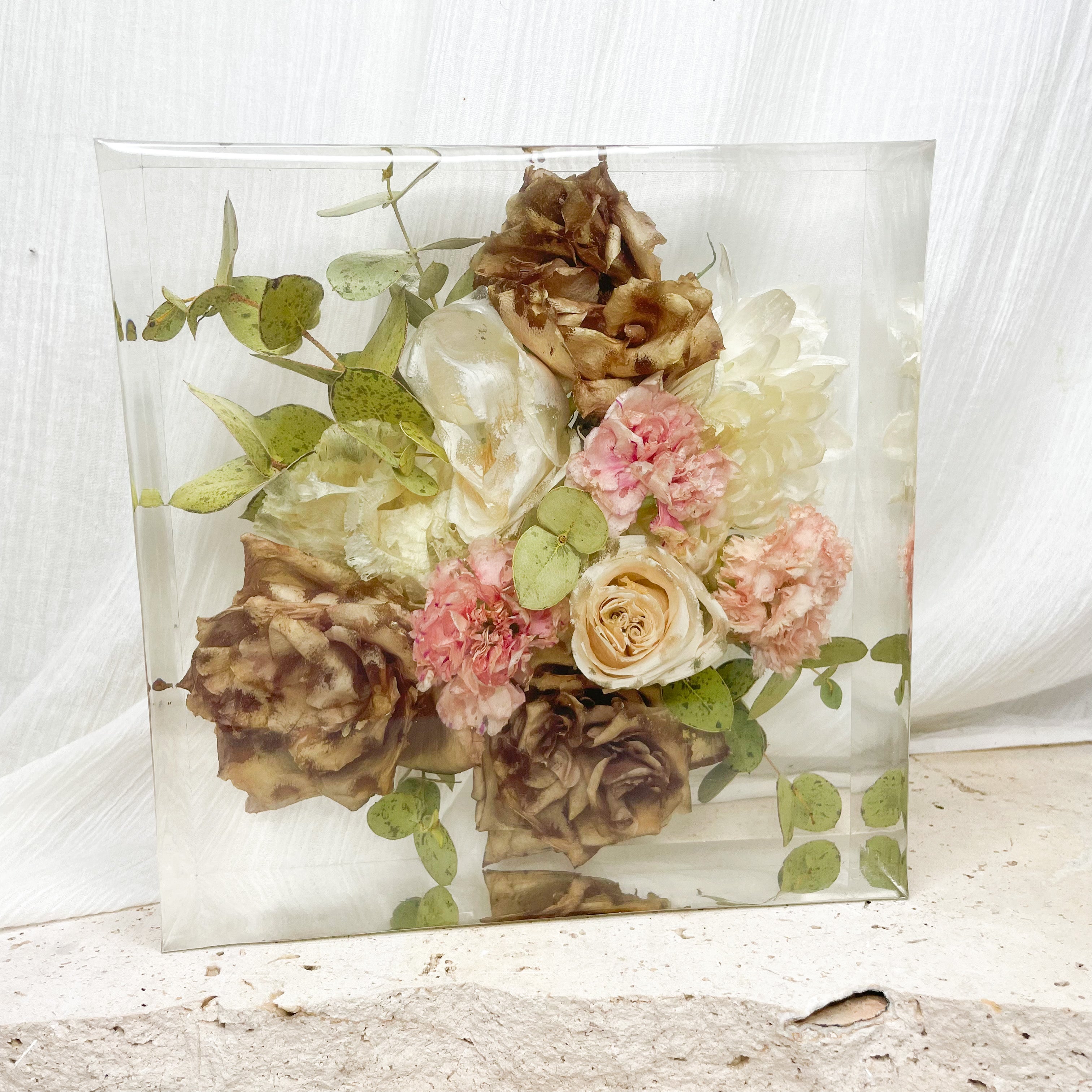 preserved-flowers-resin-square-large - wedding bouquet - resin block - white pink brown roses