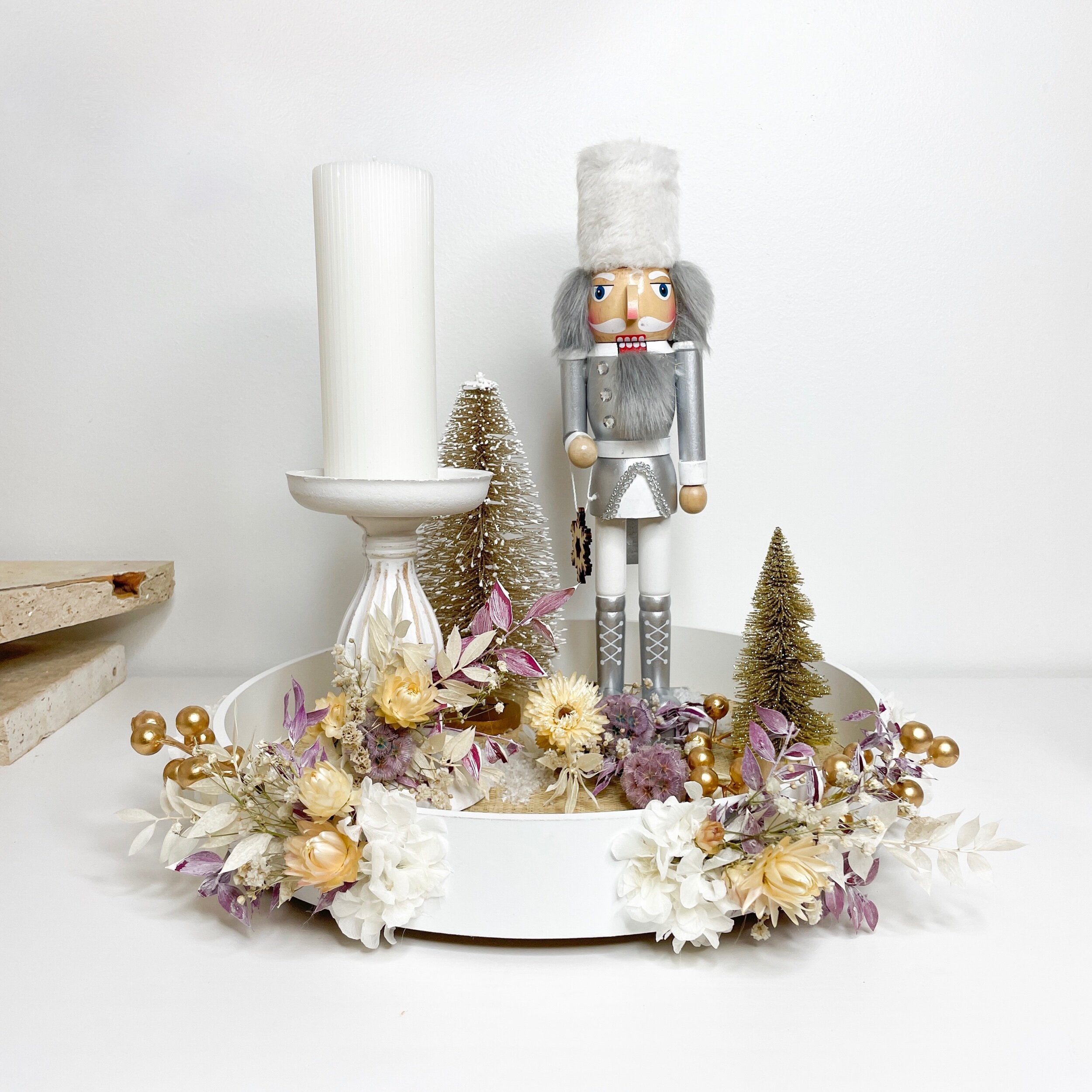 Vixen Christmas Centrepiece