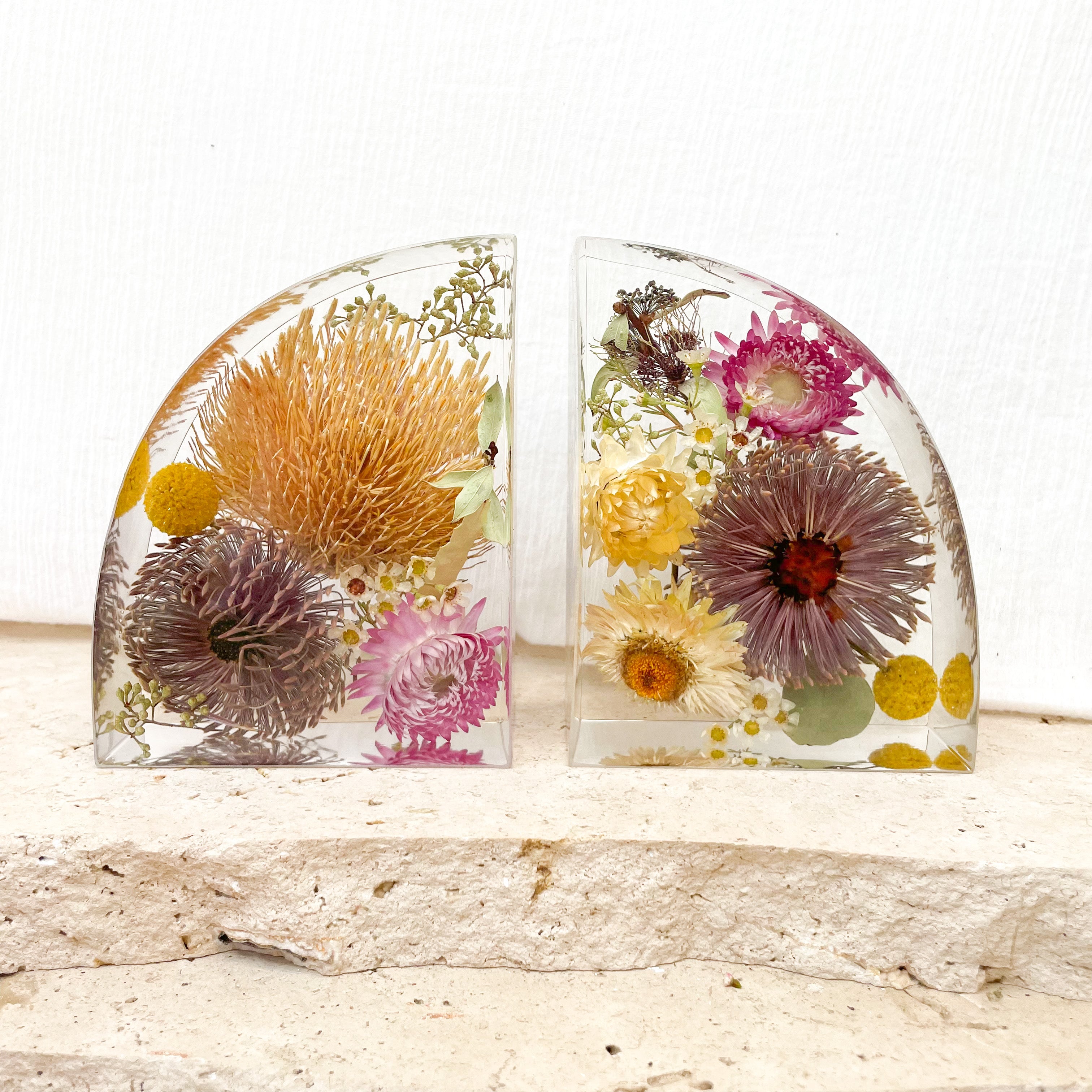 Preserved Flowers Resin Bookend Set
