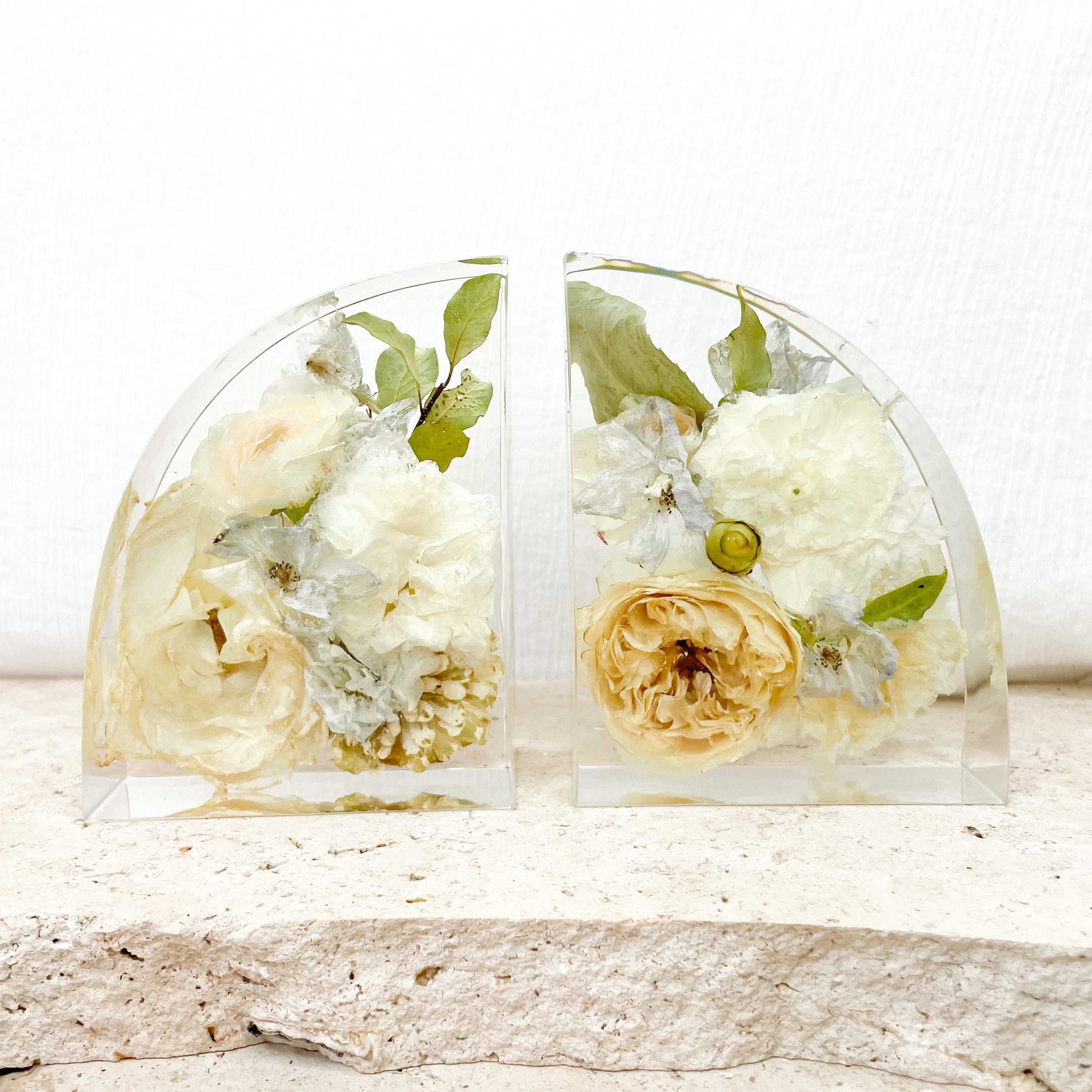Preserved Flowers Resin Bookend Set