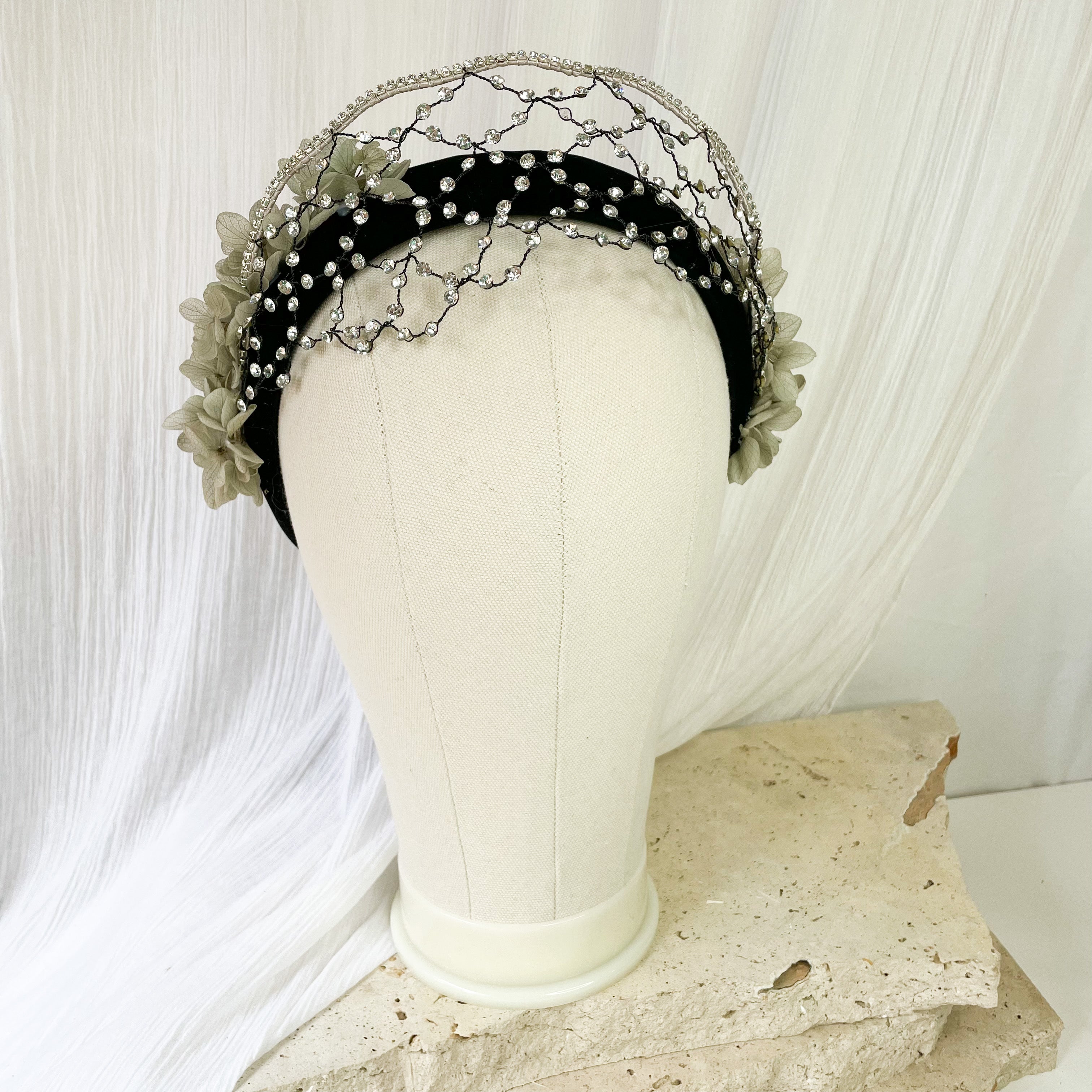 Black & Silver Rhinestone Floral Headband & Clutch Set