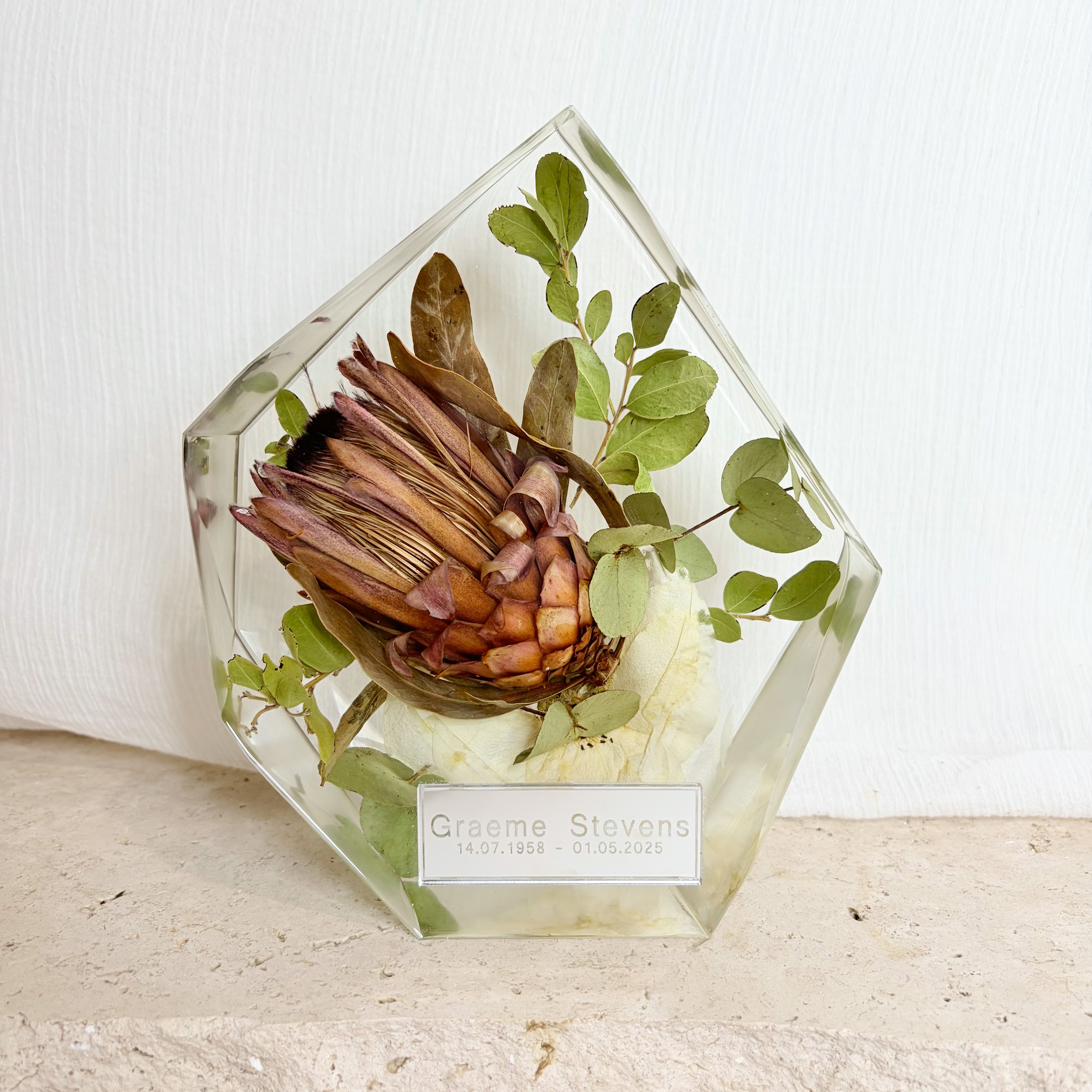 Preserved Flowers Resin Gem Shape