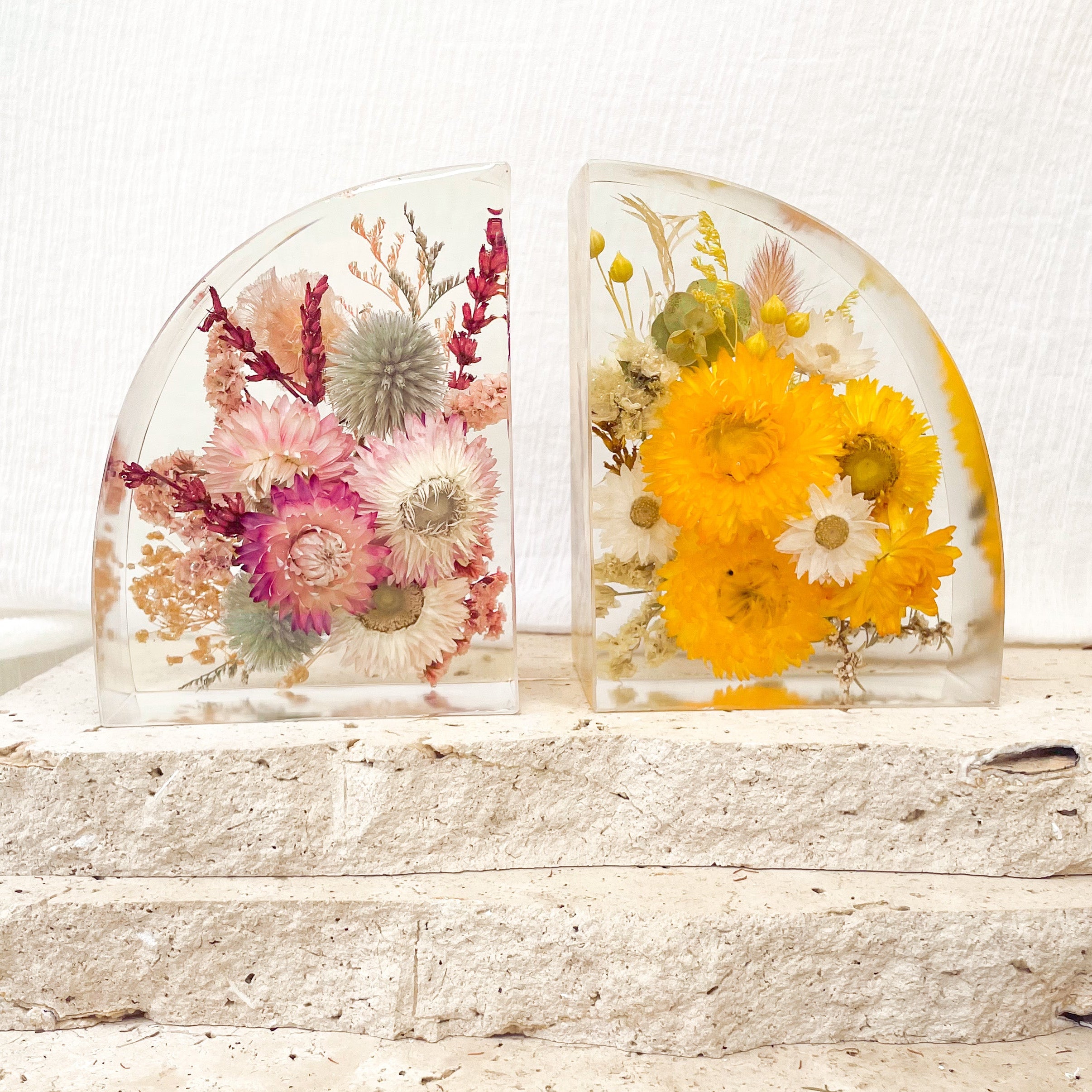 Preserved Flowers Resin Bookend Set