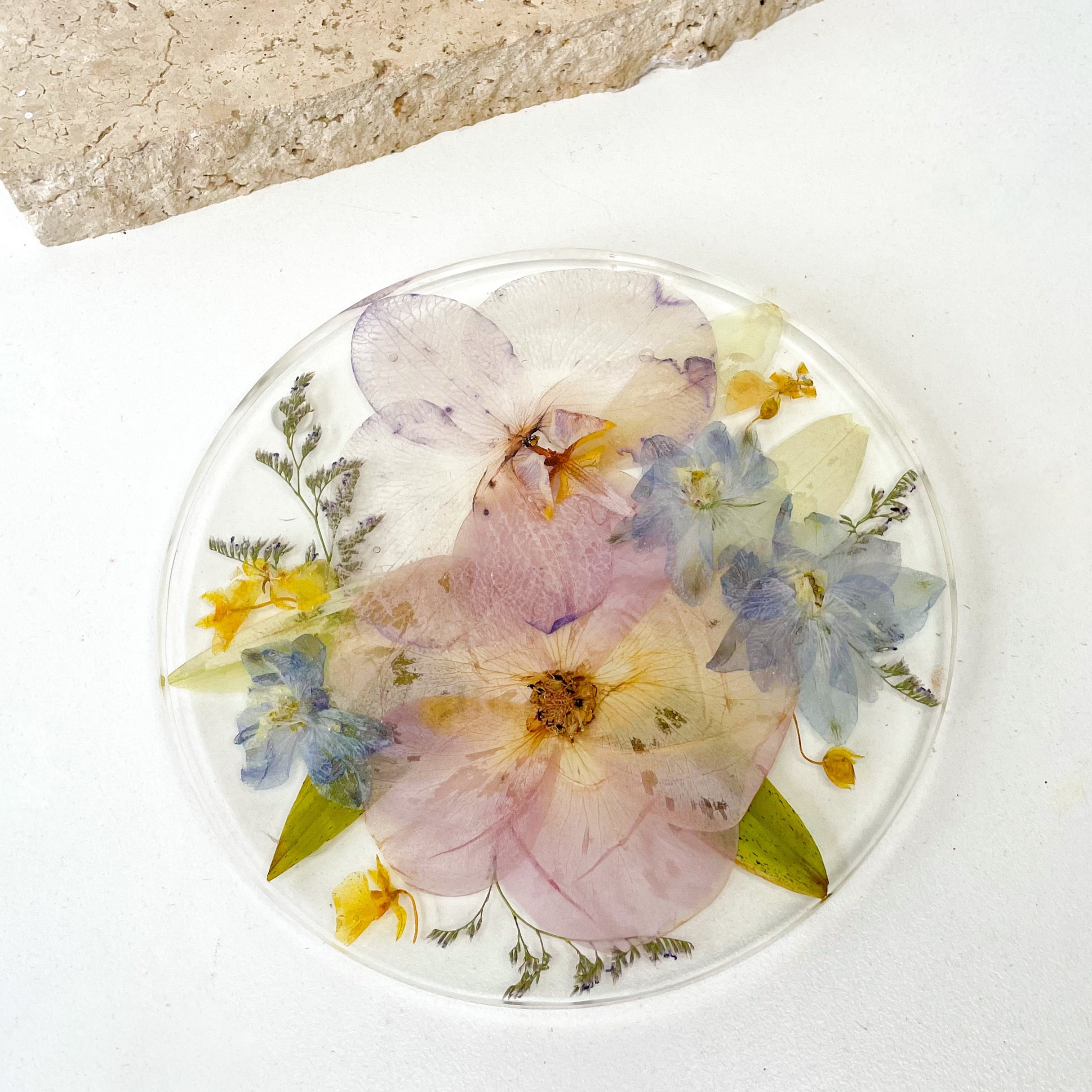 Preserved Flowers Resin Round Tray