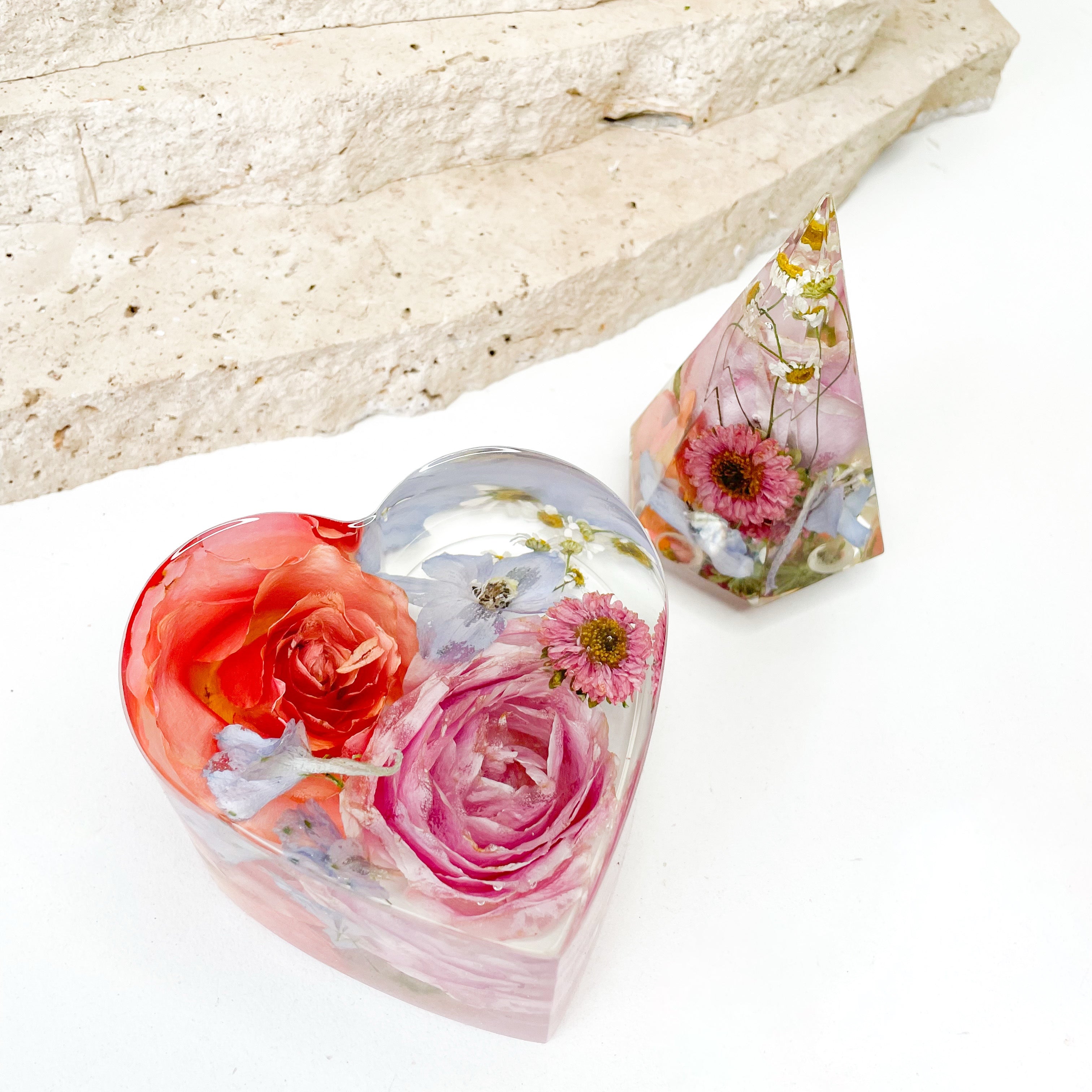 Preserved Flowers Resin Heart - Medium