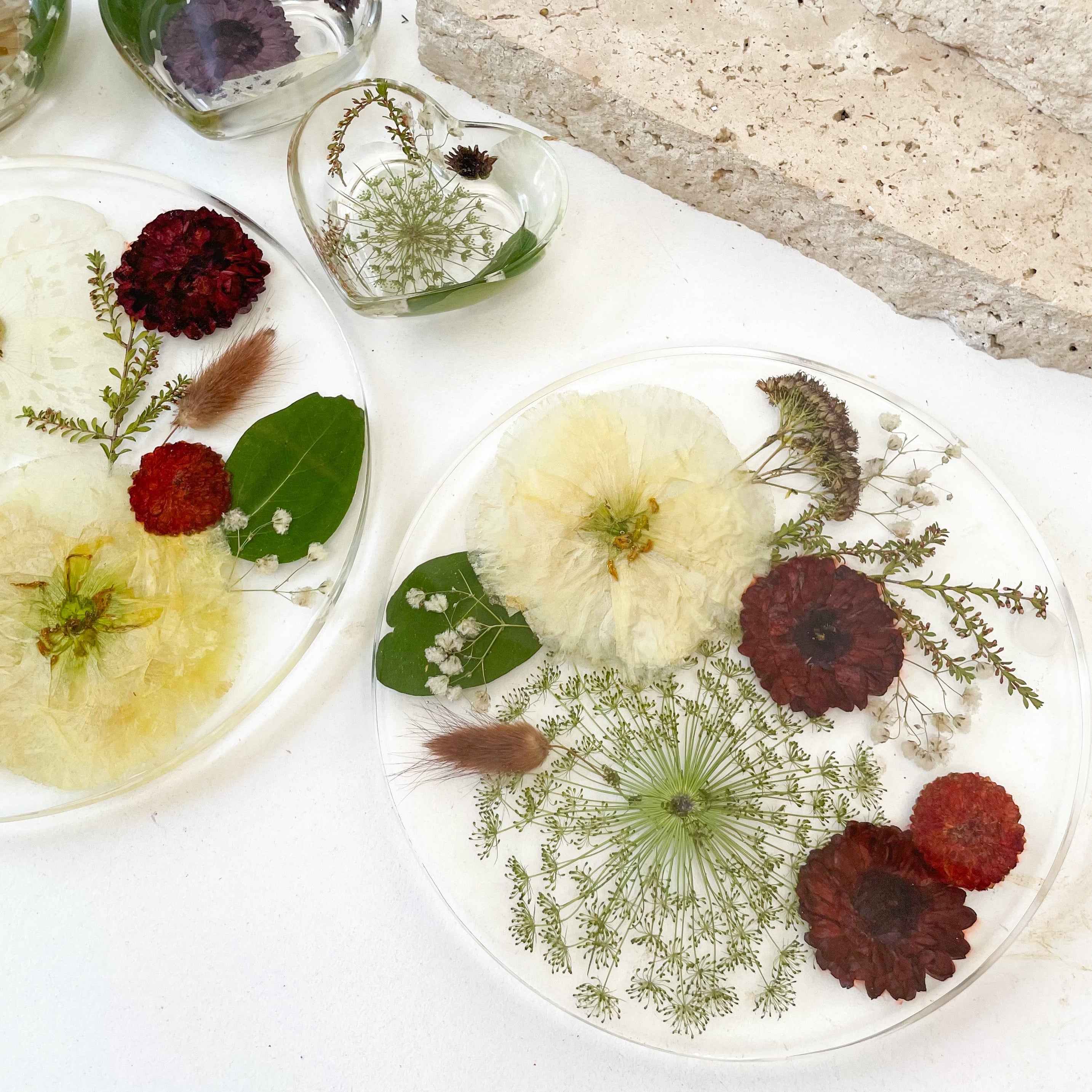 Preserved Flowers Resin Round Tray