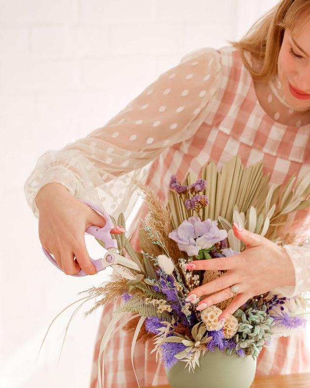 About Bloomy Days Dried Flowers, Resin Flower Preservation & Wedding
