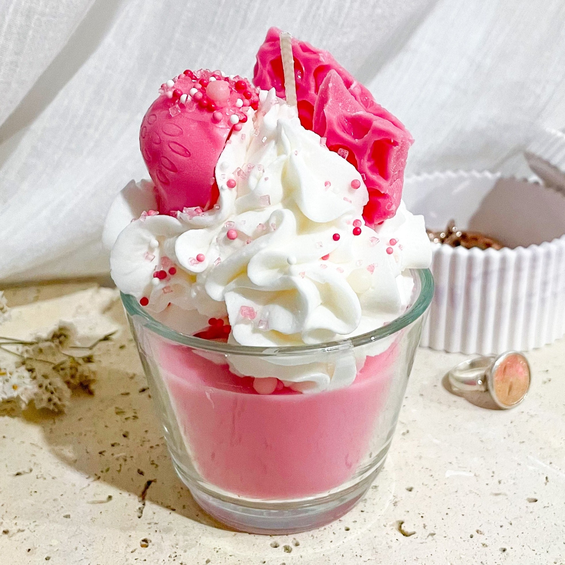 Cupcake Candle - Strawberry Daiquiri