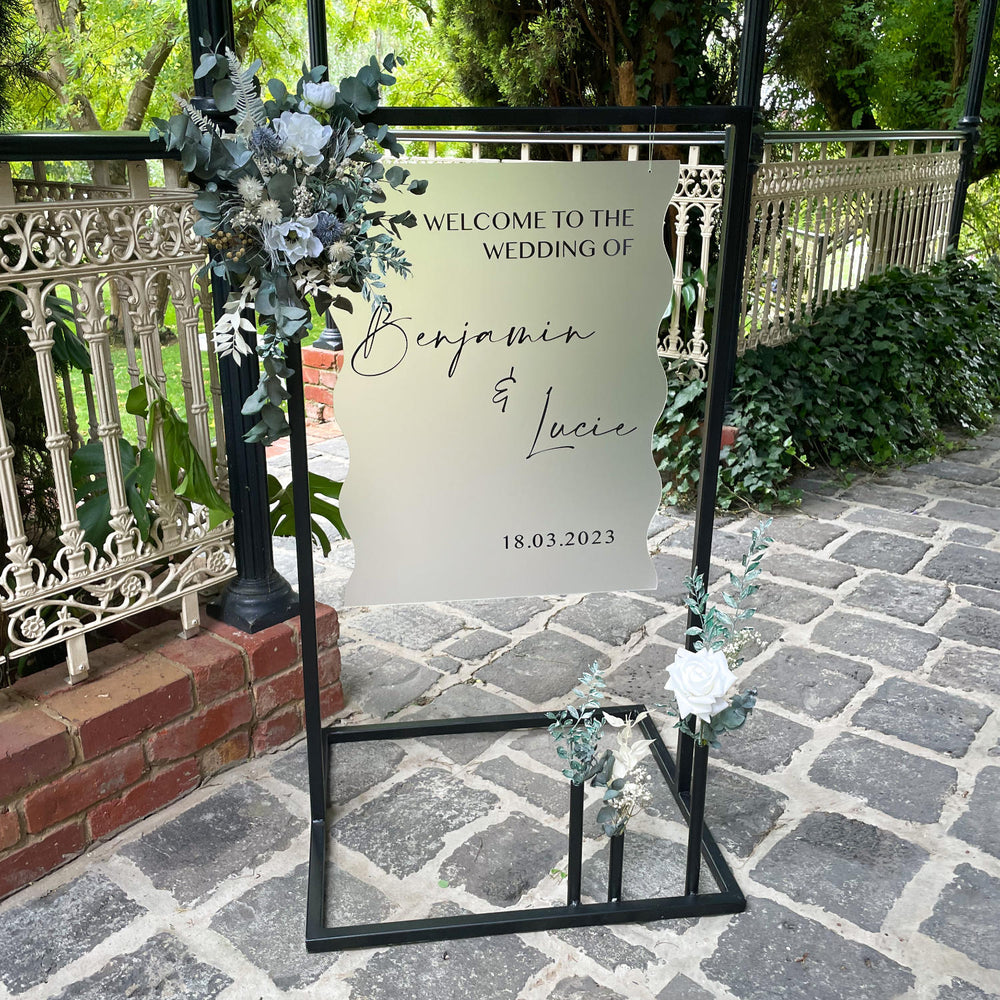 About Bloomy Days Dried Flowers, Resin Flower Preservation & Wedding