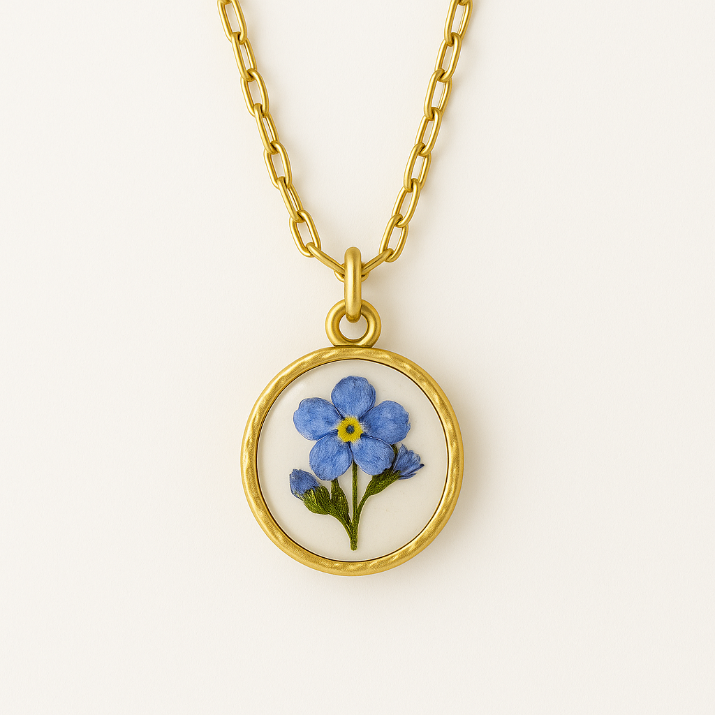 preserved flowers hammered round resin pendant antique gold cable chain 